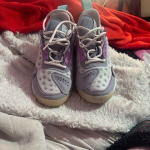 Men’s JORDAN delta 2 “platinum tint, grape ice”